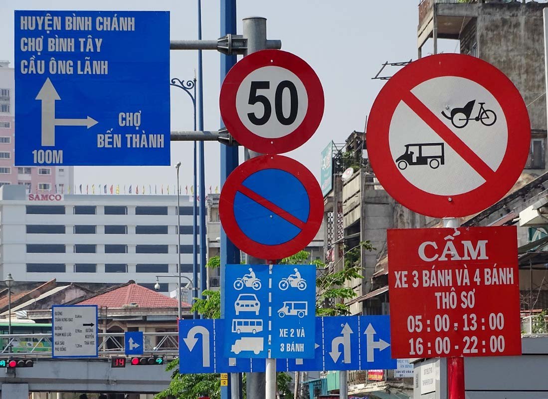 Nắm được đặc điểm, ý nghĩa các loại biển báo giao thông giúp tài xế nắm được tình hình giao thông tốt hơn.